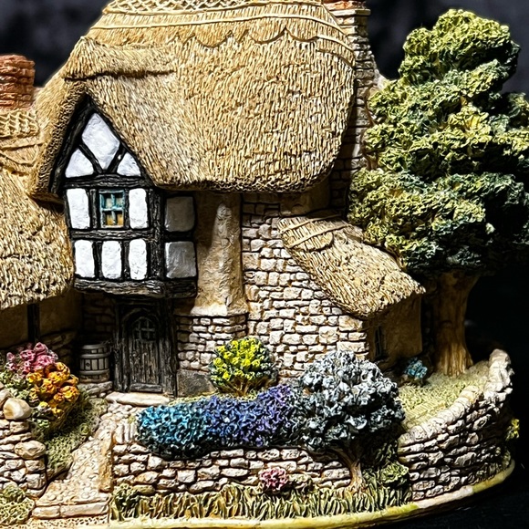 Rare Lilliput Lane | The Nineteenth Hole | British Collection - Picture 13 of 16